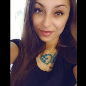 Meet your Posher, Veronica